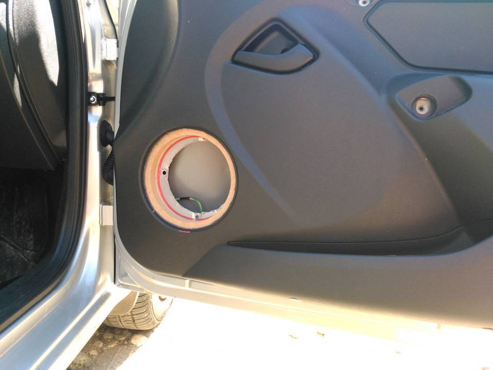 Особенности установки динамиков в передние двери машины лада гранта