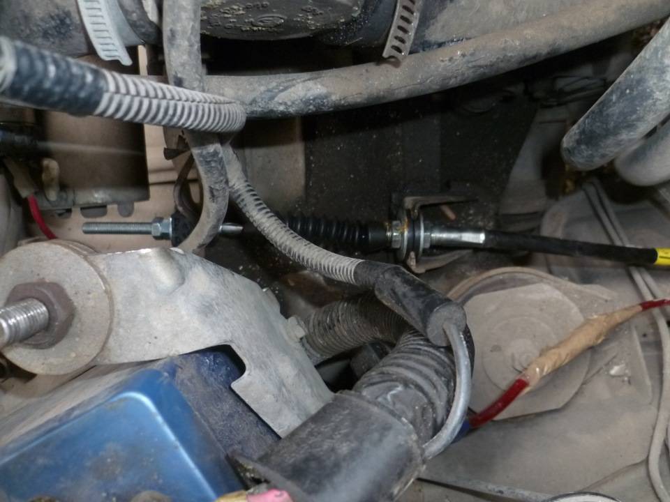 Как поменять тросик сцепления на авто ваз 2114: инструкции, фото и видео