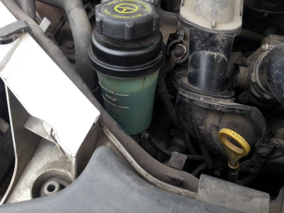 Замена жидкости гур форд фокус 2 - как поменять масло гудроусилителя руля