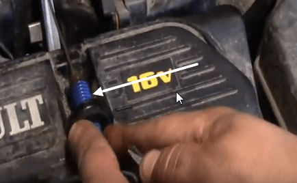 Замена и регулировка тросика газа на рено логан: видео и фото - за рулем